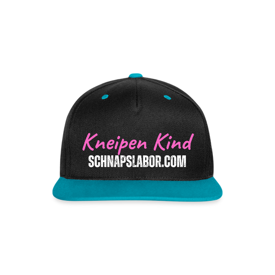 Kneipen Kind - Kontrast Snapback Cap - Schwarz/Türkis